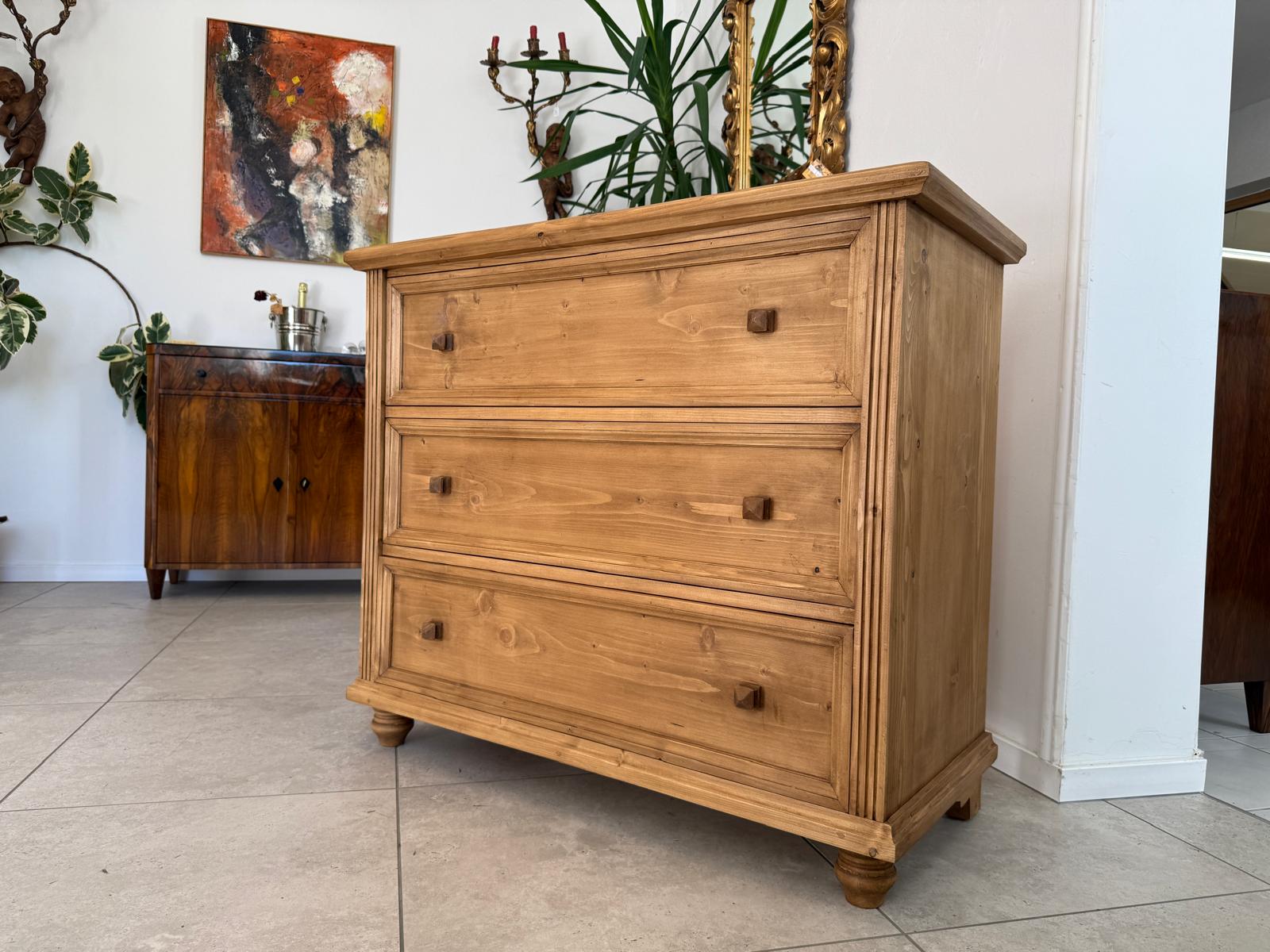 Massive Ladenkommode Ladenschrank Bauernmöbel G2002