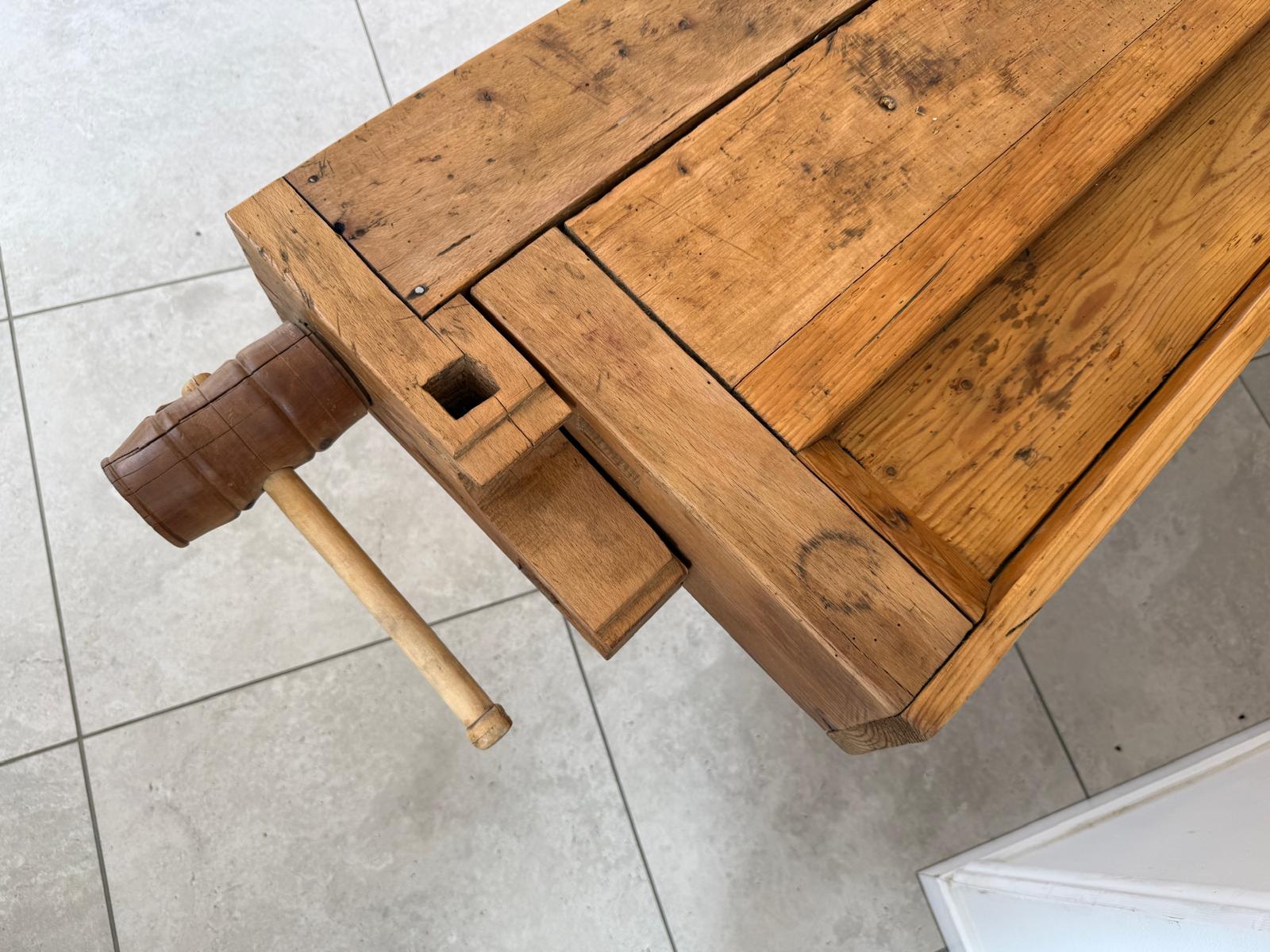 Hobelbank antik & restauriert, Werkbank, Designertisch, Thresen D2499