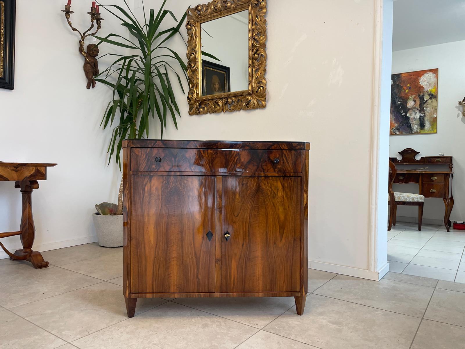 Sale Restaurierte Biedermeier Anrichte Trumeau Nussholz Antiquität G1507