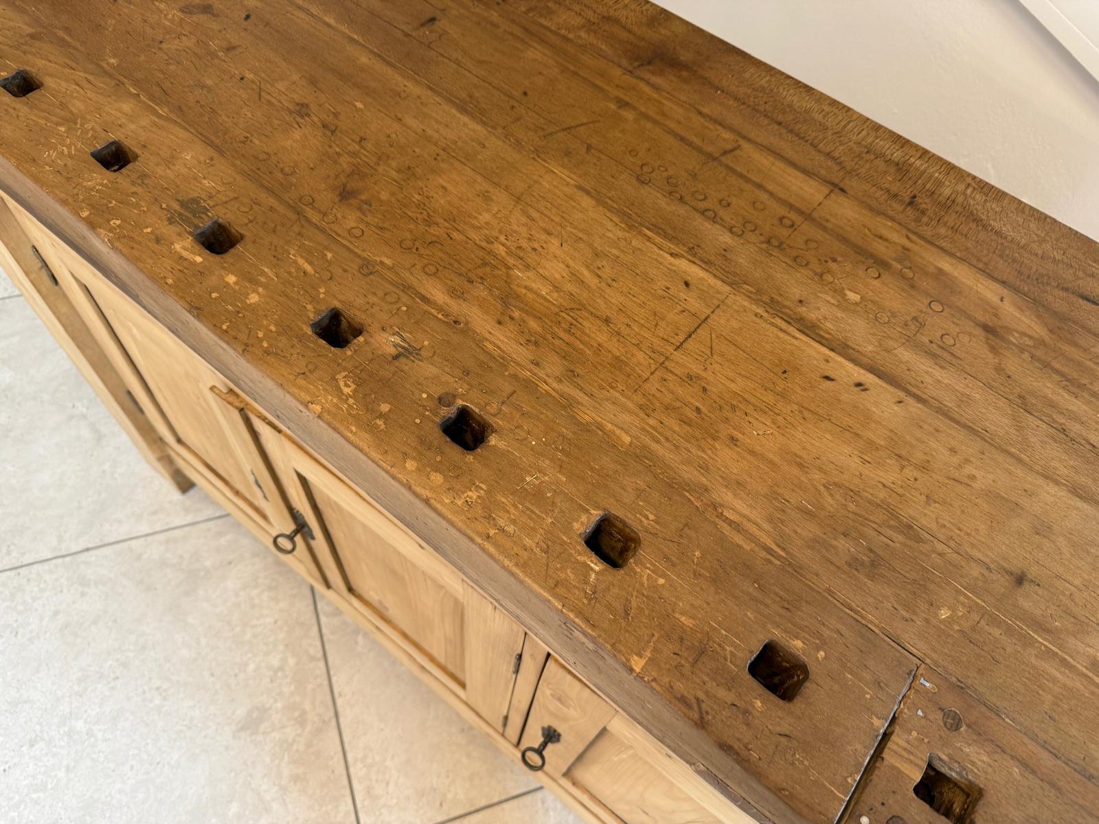 Urige Hobelbank Werkbank Pult Tresen Ladenschrank Antik G2253