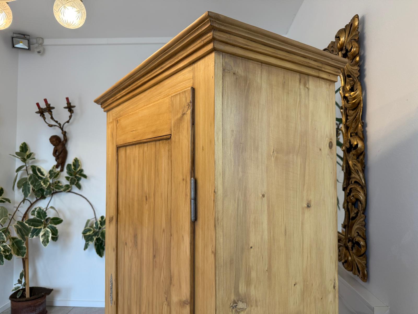 Restaurierter Biedermeier Bauernschrank Naturholzschrank G2206