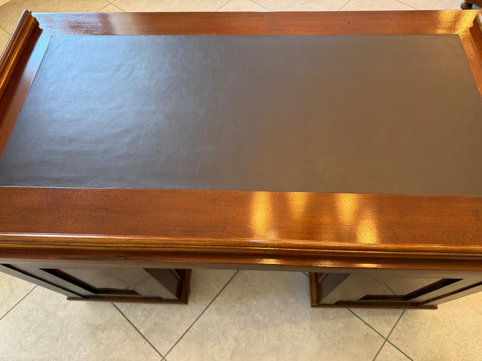 Restaurierter Original Gründerzeit Säulen Schreibtisch Sekretär Nussholz D2685