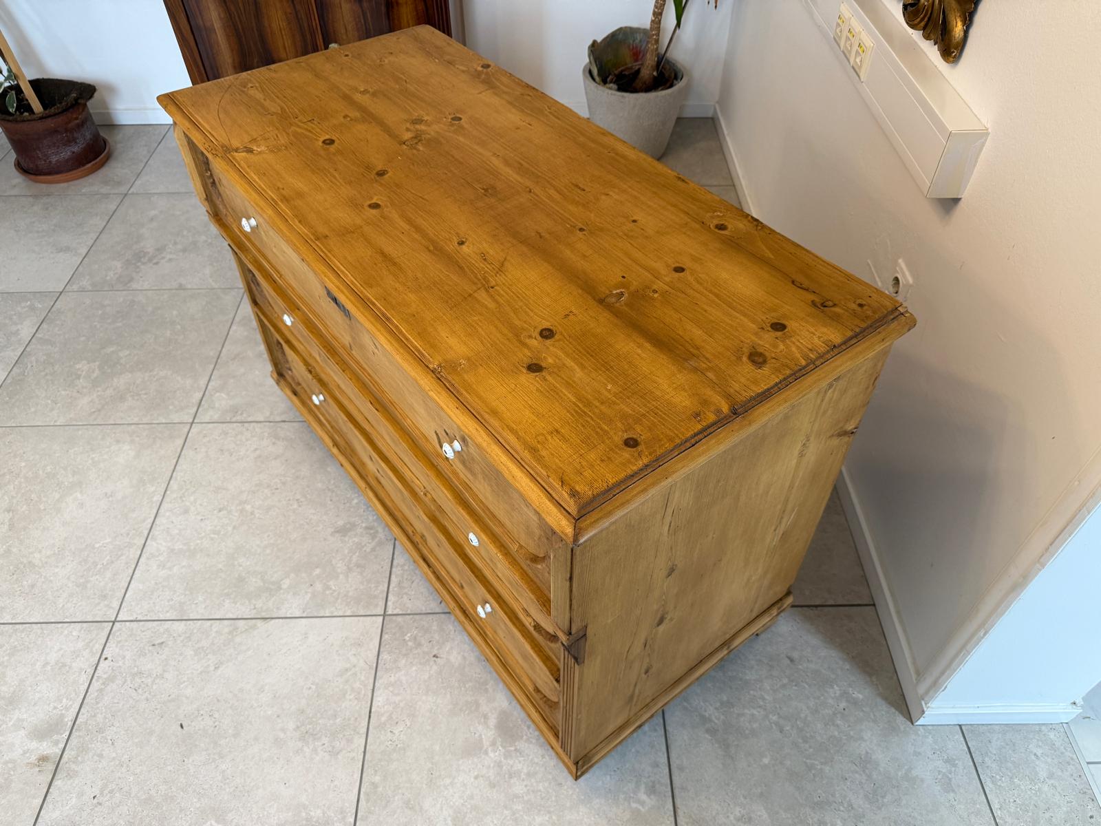 Restaurierte Biedermeier Kommode Antik 3 Laden aus Fichtenholz G2133
