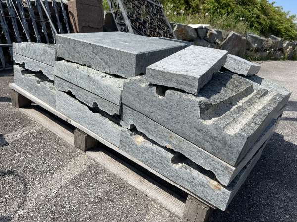 11 Stück Granitplatten für den Aussenbereich Auss3